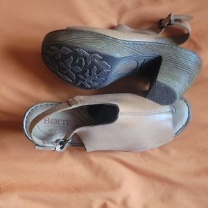 BORN SANDALS